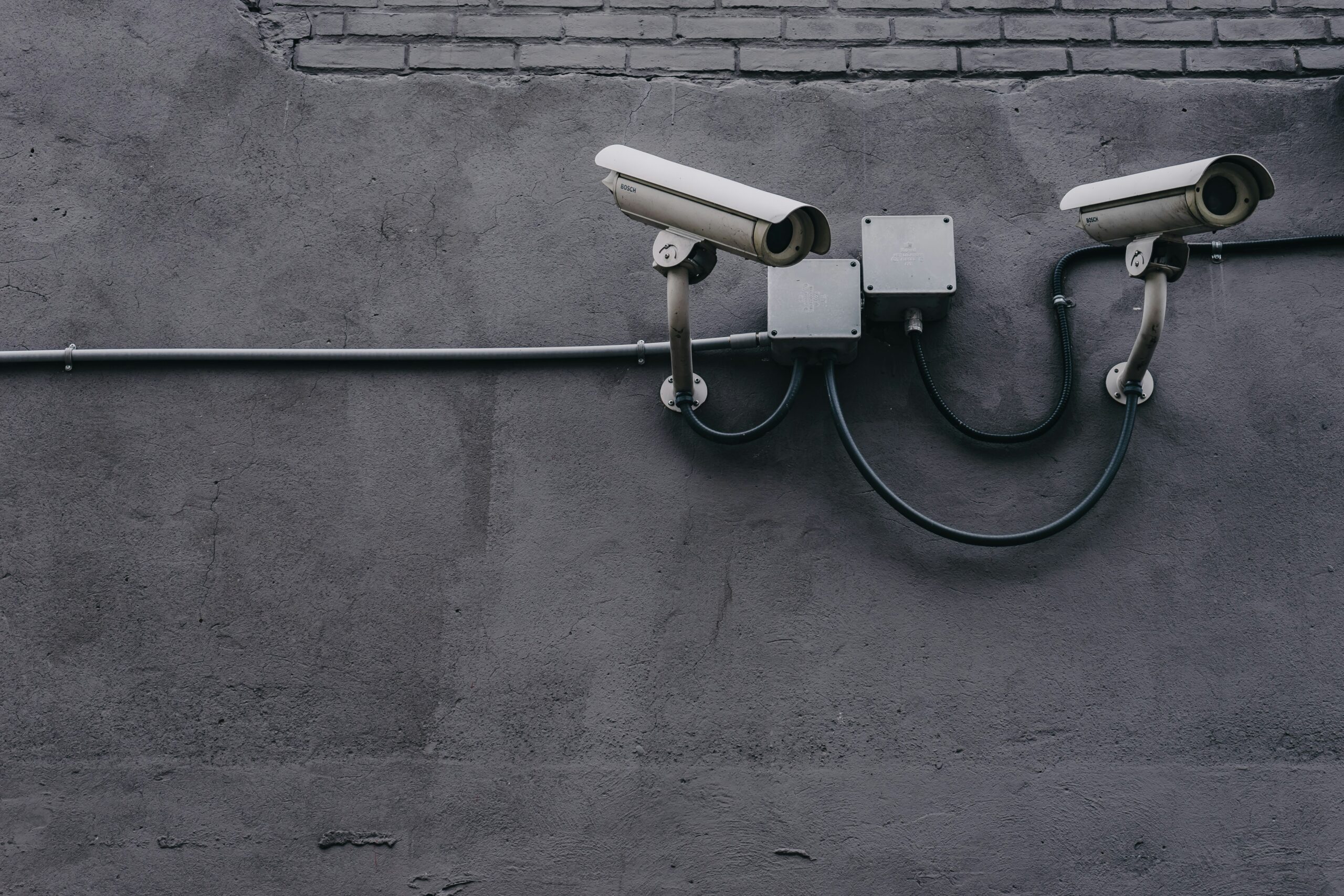 La Importancia de las Cortinas Metálicas de Seguridad para Locales y Bodegas